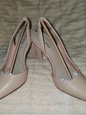 Aldo Nude Blush Pointed Slingback Heels